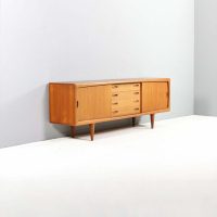 Midcentury design teak sideboard cabinet Denmark dressoir HP Hansen 1970s