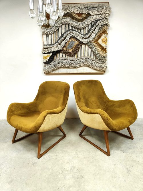 Vintage design sixties sled lounge chairs fauteuils 'Teddy'