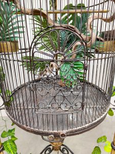 Vintage French brass XXL royal decorated birdcage luxe vogelkooi