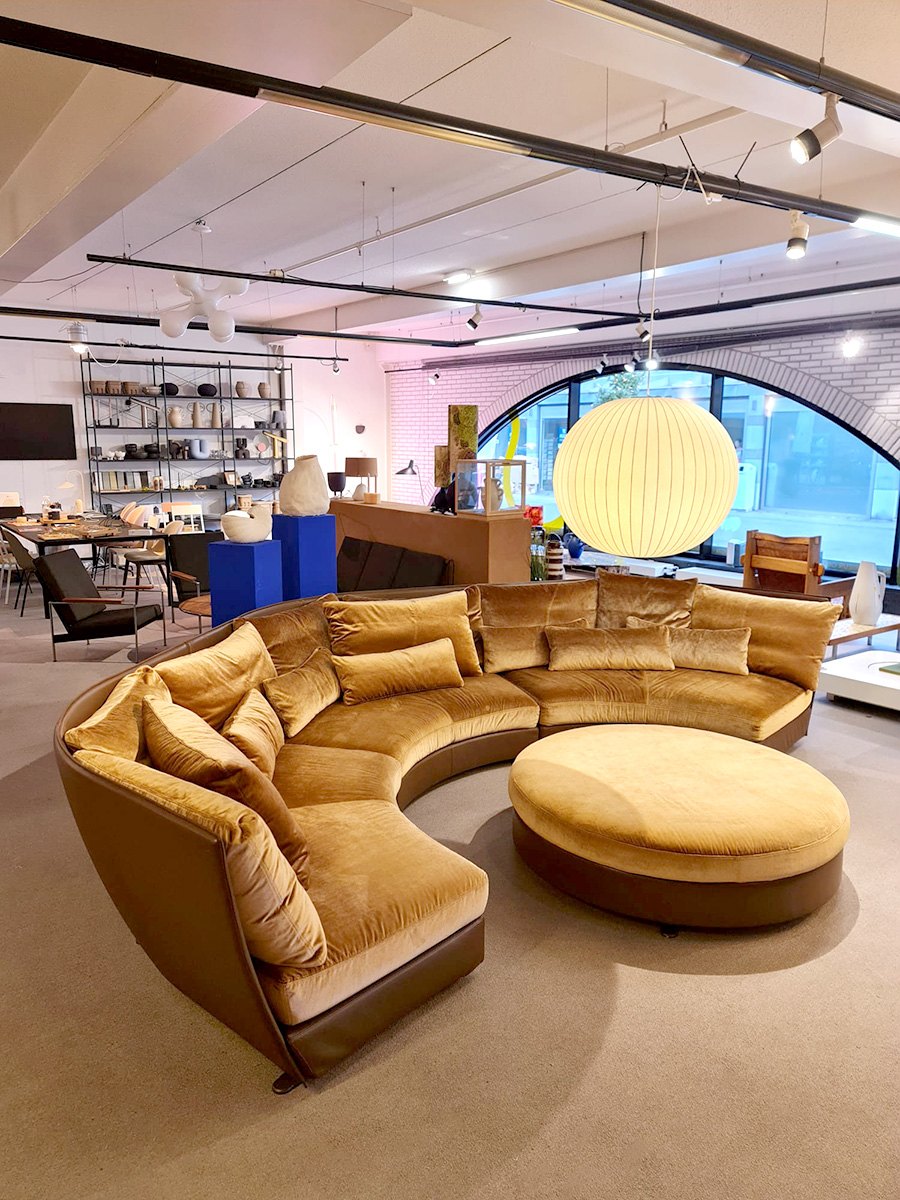 Midcentury design round Dhow sofa bank rond Giorgetti xxl 'Luxury sofa'