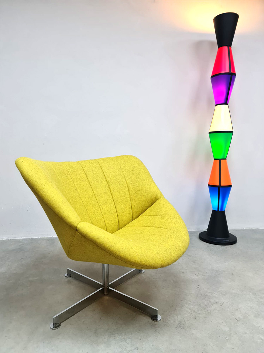 Dutch vintage design swivel chair draaifauteuil 'Lips' Rohé Noordwolde 60s