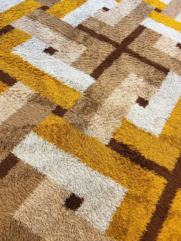 Tapijt modern design Geometrisch Golvend Desing Zwart Grijs - 120x170 cm Tapijt modern design Geometrisch Golvend Desing Zwart Grijs - 120x170 cm