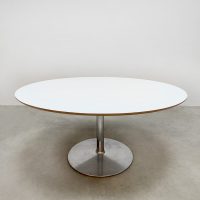 Midcentury Dutch vintage design oval dining table eetkamertafel ovaal Pierre Paulin Artifort