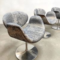 Midcentury Dutch design 'little tulip' chairs stoelen Pierre Paulin Artifort 3