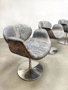Midcentury Dutch design 'little tulip' chairs stoelen Pierre Paulin Artifort 3
