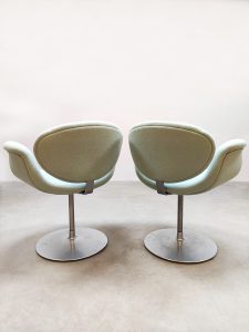 Midcentury Dutch design 'little tulip' chairs Pierre Paulin stoelen Artifort 'mint green'
