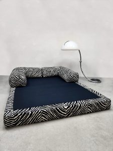 Vintage lounge sofa daybed 'Zebra print'