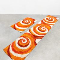 Vintage retro sixties design Swedish design rug carpet tapijt vloerkleed 'Groovy orange'