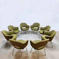 Vintage executive chairs Eero Saarinen Knoll International