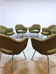 Vintage executive chairs Eero Saarinen Knoll International
