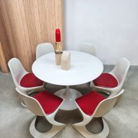 Space Age dining set chairs & table eetkamerset tafel & stoelen Casala Alexander Begge