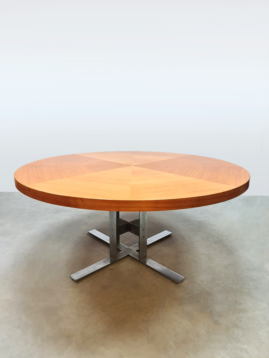 Vintage design round dining dinner table 'Minimalism'
