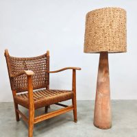 Midcentury interior design ceramic floor lamp keramieke vloerlamp earth tones