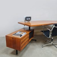 Midcentury Italian design boomerang desk T96 Osvaldo Borsani Tecno