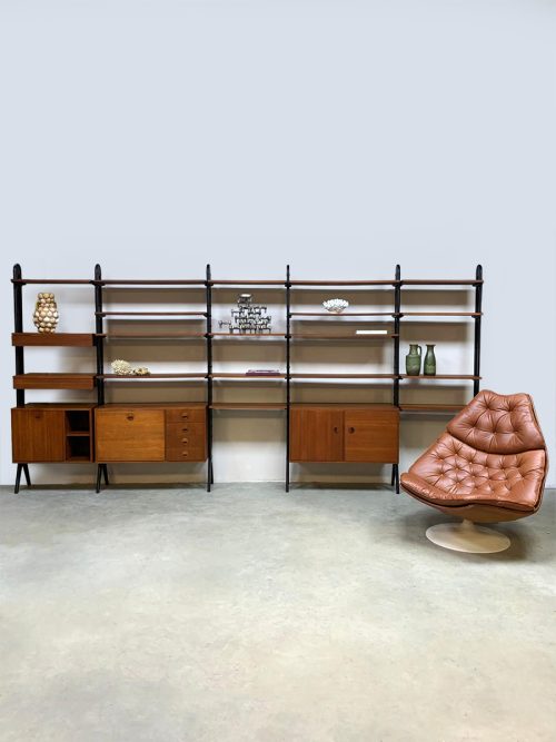 Midcentury interior Scandinavian design modular wall unit modulair wandsysteem wandmeubel kast