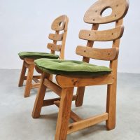 Vintage interior design Spanish oak fishbone chairs Spaanse eiken visgraat stoelen 1970 ''Brutalist''