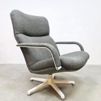 Vintage swivel armchair draaifauteuil Geoffrey Harcourt Artifort F141