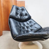 Midcentury interior vintage Artifort swivel chair draaifauteuil Geoffrey Harcourt F588