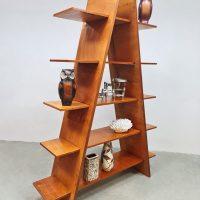 Vintage cabinet roomdivider shelves houten wandkast 'Pyramid'