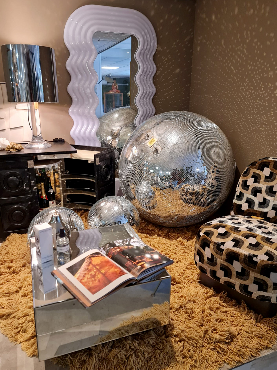 New design lounge fauteuil '70's vibes'