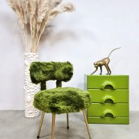 Vintage fluffy green Moumoute chair stoel Pelfran 1970