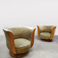 Vintage interior design Depose Tulip lounge chairs tulp stoelen hotel 'Le Malandre' fifties design