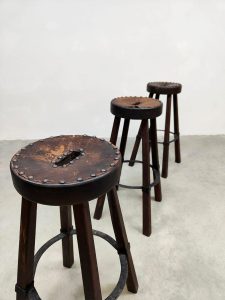 Vintage Spanish leather barstools 'Brutalism'