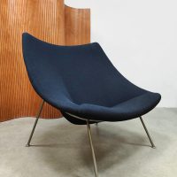 Vintage design Artifort 'Oyster' lounge chair fauteuil Pierre Paulin F157