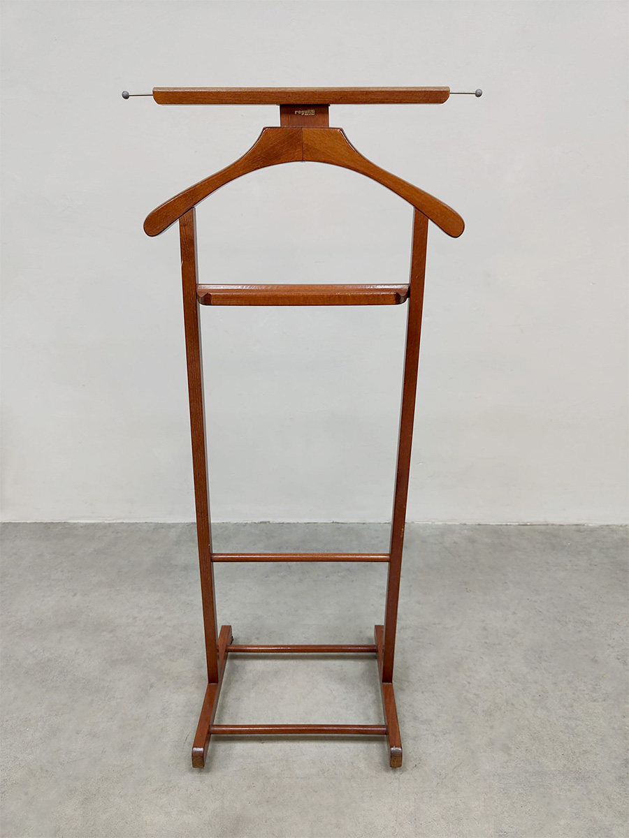 Midcentury Italian valet stand dressboy Fratelli Reguitti Midcentury Italian valet stand dressboy Fratelli Reguitti