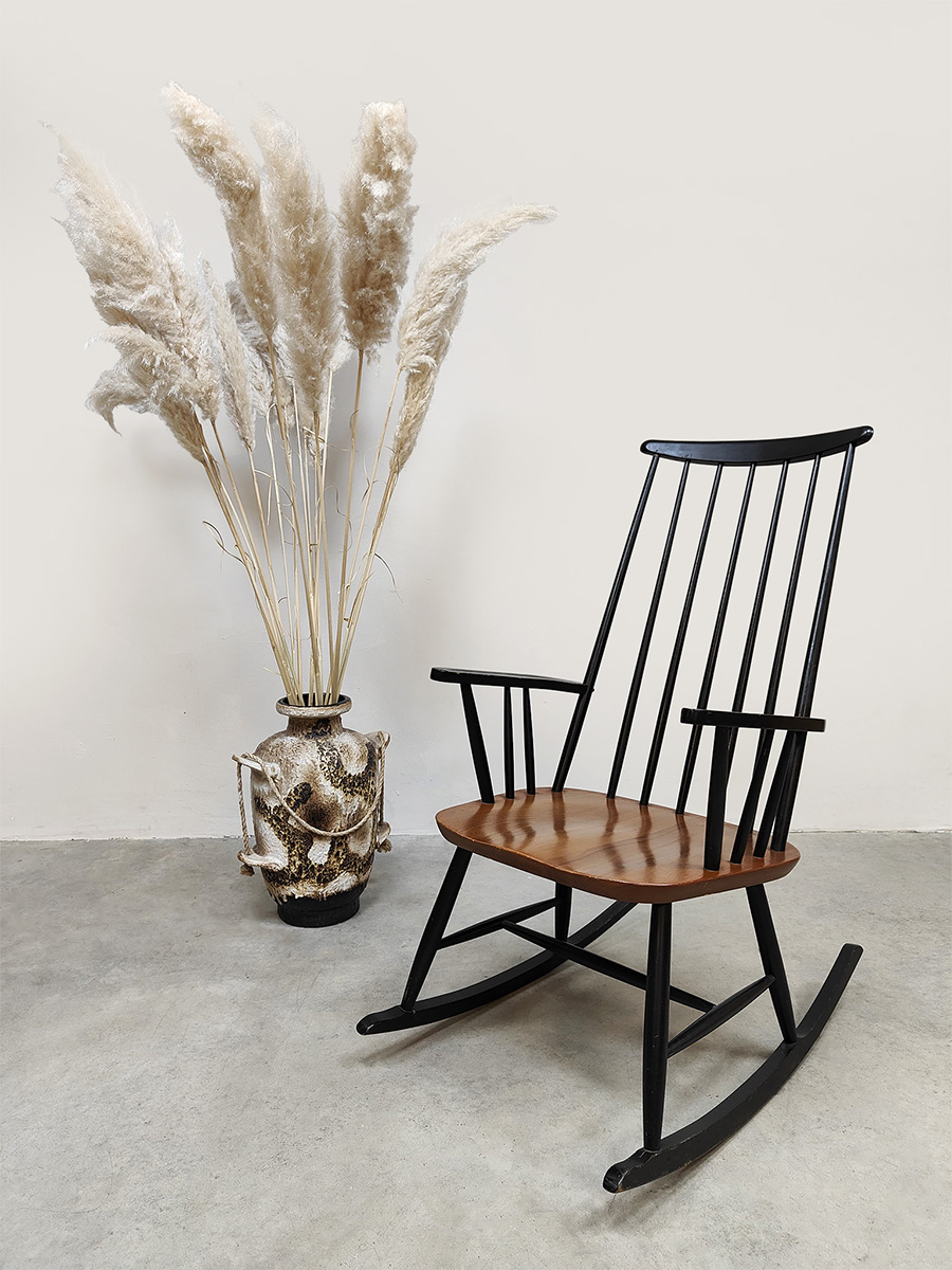 Scandinavian design spindle rocking chair midcentury schommelstoel Ilmari Tapiovaara