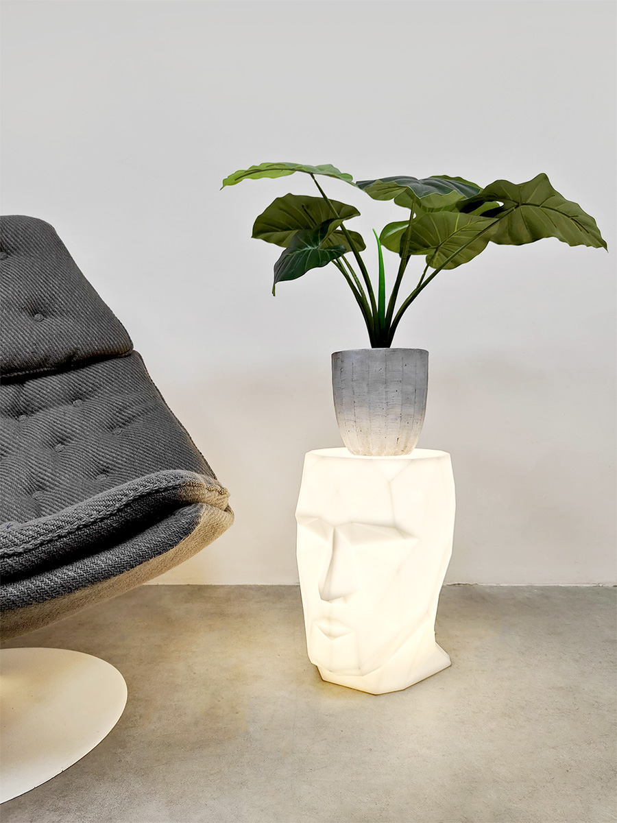 Spanish design illuminated Adan side table Taresa Sapey for Vondom