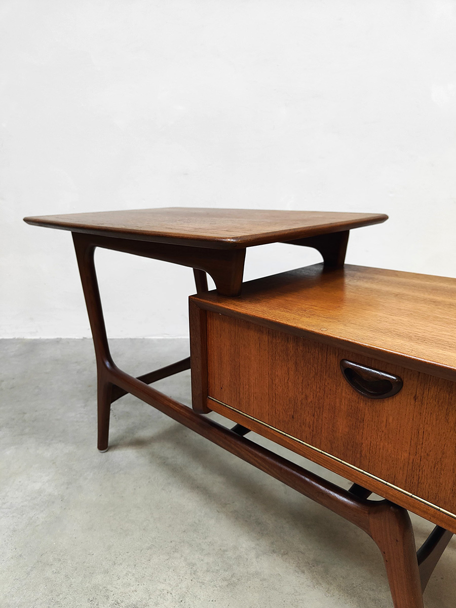 Vintage Dutch design Netty side table bijzettafel tafel Webe Louis van Teeffelen