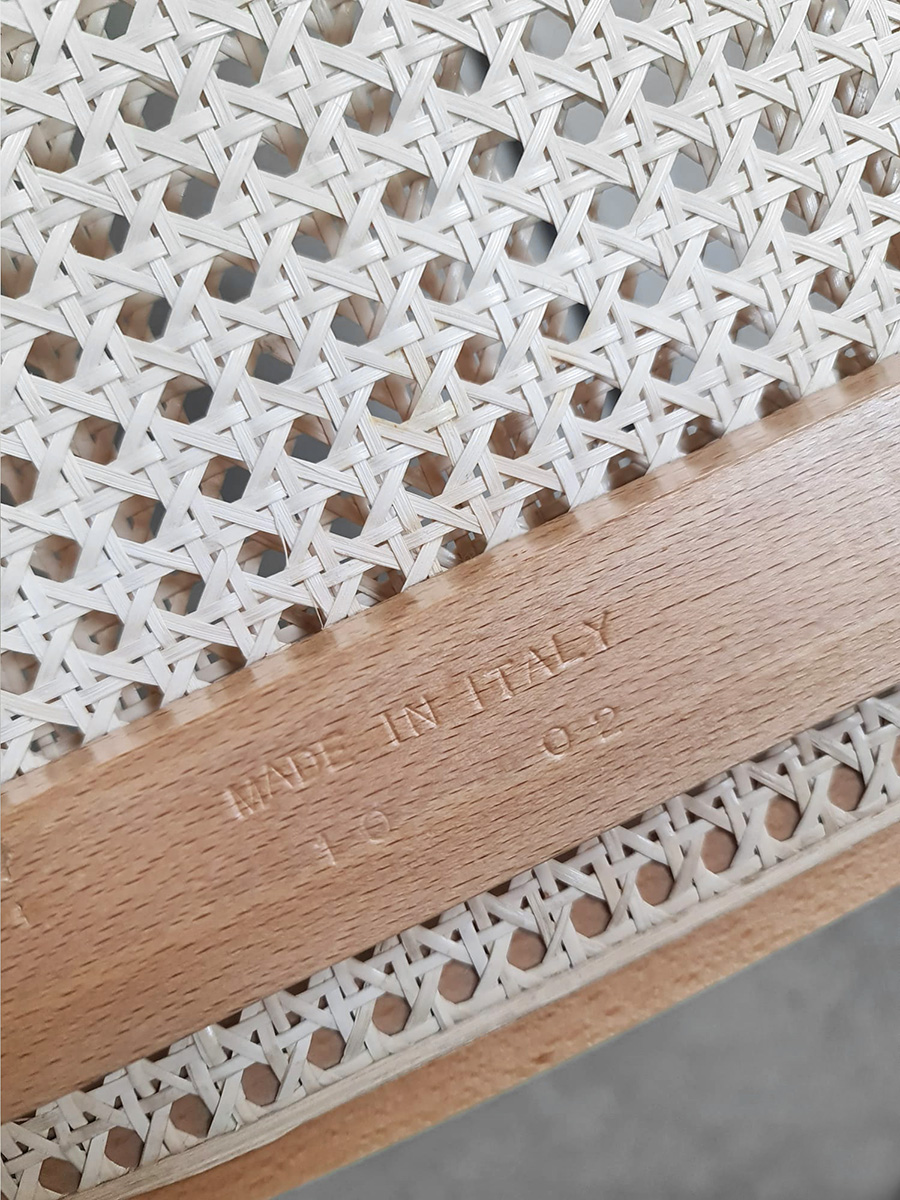 Midcentury interior Italian design webbing dining chairs Cesca eetkamerstoelen Marcel Breuer for Thonet 1980s