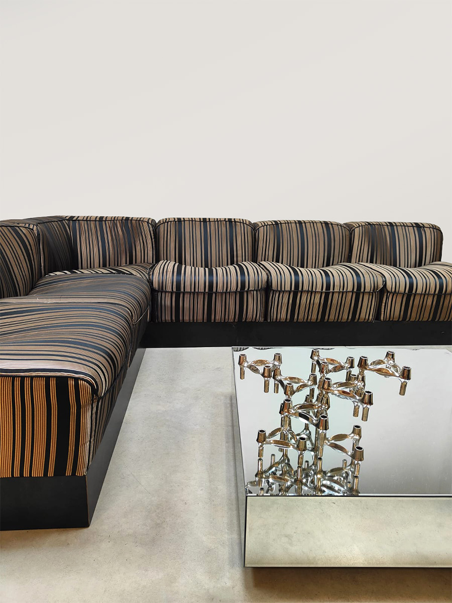 Midcentury interior Italian design modular sofa modulaire elementen bank Tito Agnoli Arflex 1960