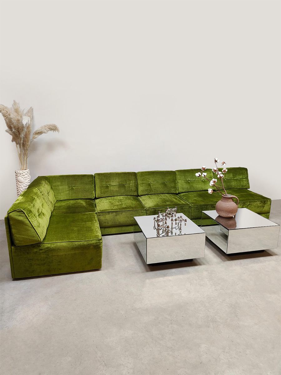 German interior design modular sofa vintage modulaire elementen bank ‘Green velvet Spirit’ German interior design modular sofa vintage modulaire elementen bank ‘Green velvet Spirit’