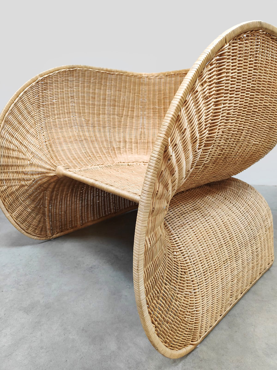 Interior styling design prototype large Fole rattan lounge chair rotan fauteuil
