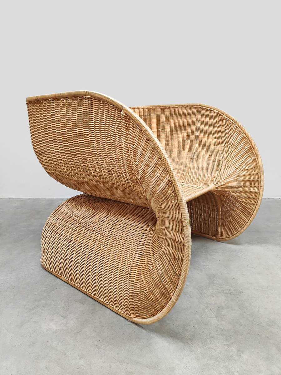 New design prototype large Fole rattan lounge chair rotan fauteuil