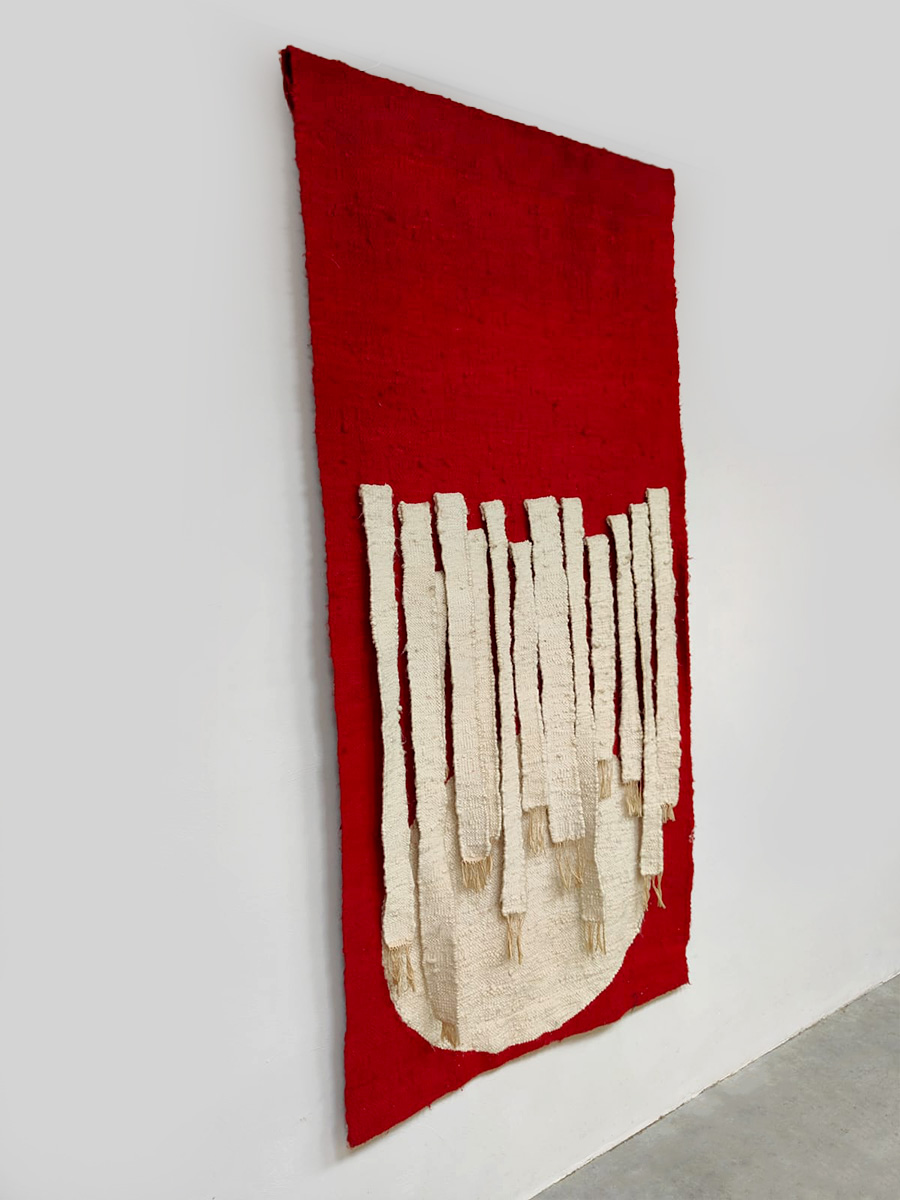 Vintage Japanese wall art tapestry wandtapijt 1970 'white sun' Vintage Japanese wall art tapestry wandtapijt 1970 'white sun'