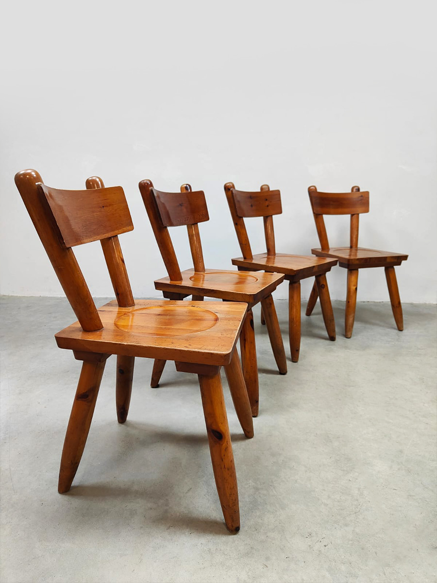 Vintage brutalist wooden dining set chairs & table houten eetkamerset 1970