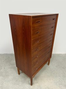 Vintage interior design chest of drawers Deense ladenkast 1970
