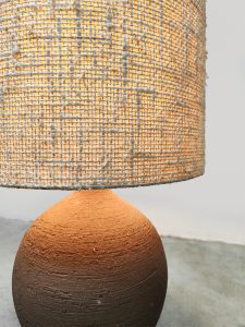 Vintage ceramic table lamp XL 'earth tones'