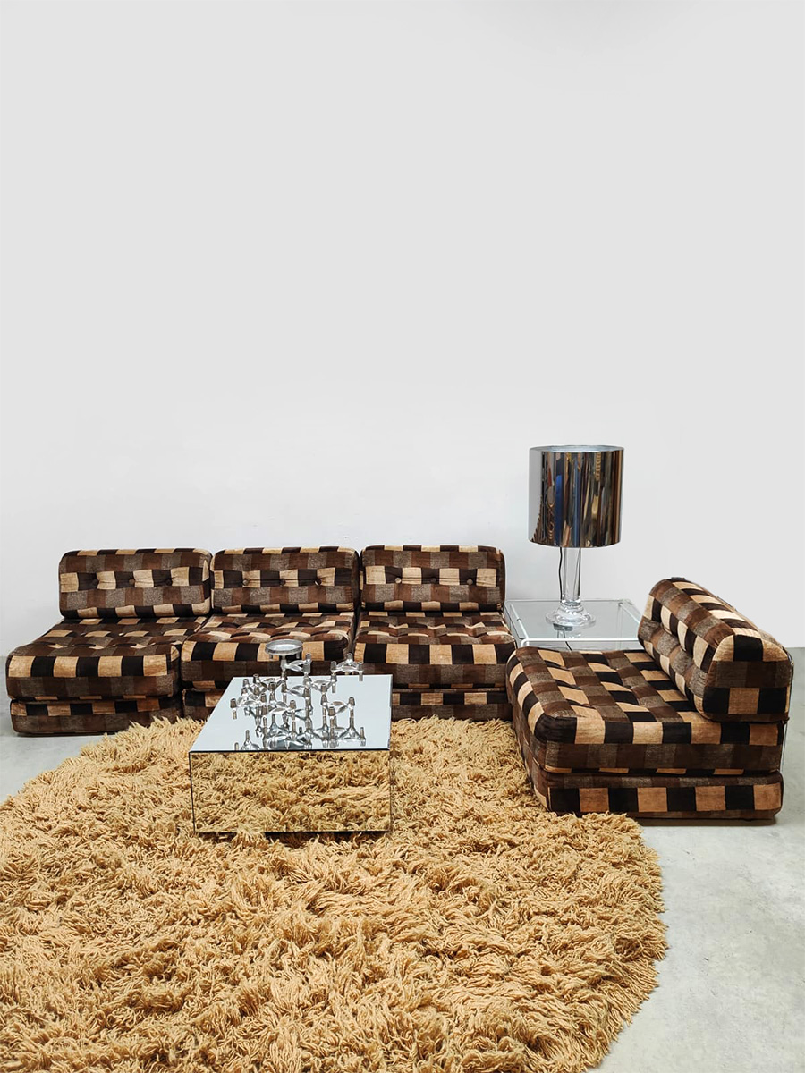 Midcentury interior design convertible modular sofa daybed modulaire bank 1970s 'Checkered'