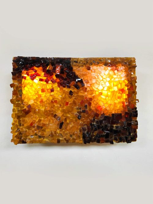 Vintage glass wall lamp breukglas wandlamp 'Glowing amber'