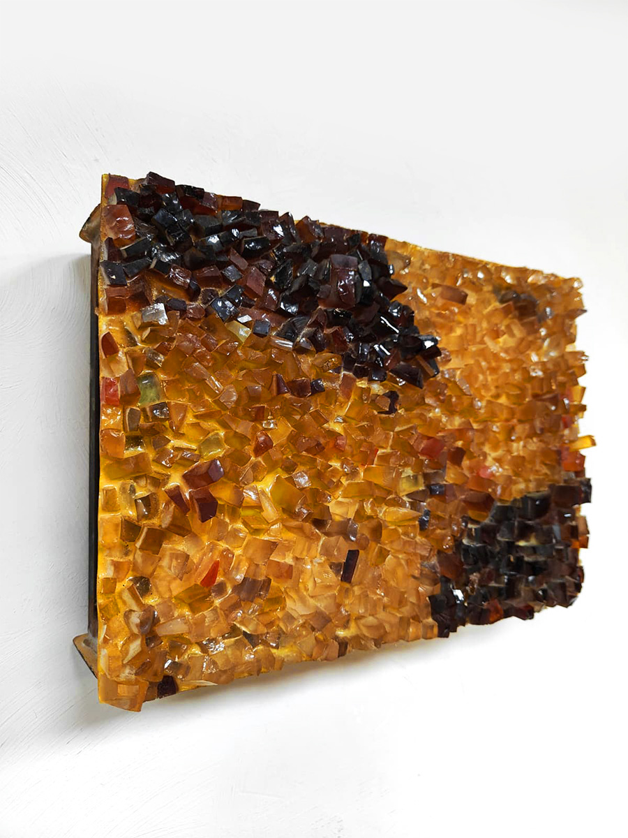 Midcentury interior design glass wall lamp breukglas wandlamp 'Glowing amber' Midcentury interior design glass wall lamp breukglas wandlamp 'Glowing amber'