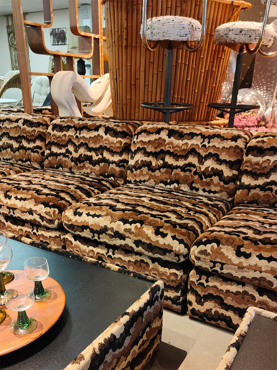 Vintage interior design XL modular sofa elementen bank Laauser ‘Geometric velvet de luxe’