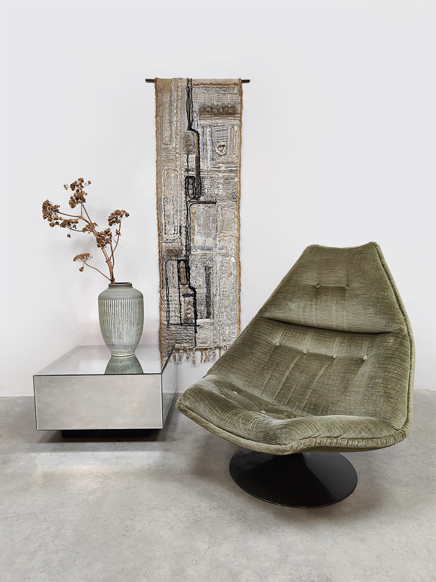 Vintage Dutch design swivel chair draaifauteuil Artifort Geoffrey Harcourt F588