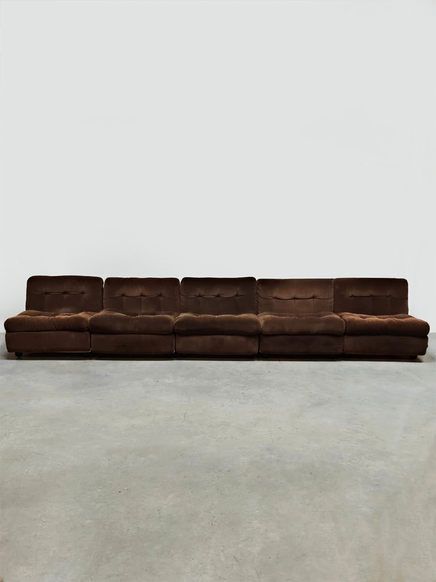 Italian Midcentury interior design modular sofa 'Amanta' modulaire elementen bank Mario Bellini C&B Italia
