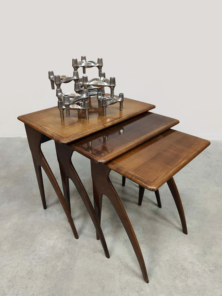 Vintage Italian design nesting tables mimiset bijzettafels 1950