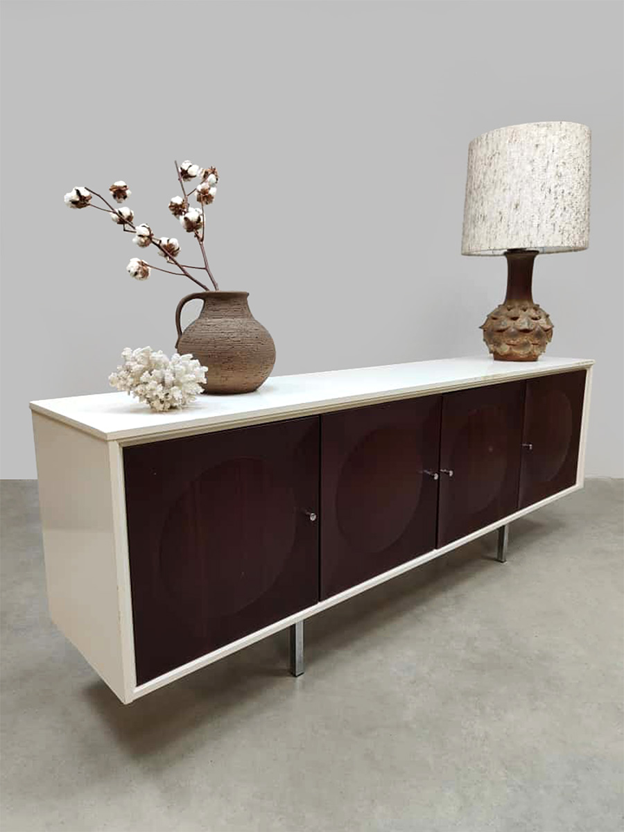 Vintage Italian sideboard credenza ‘Duo-tone’