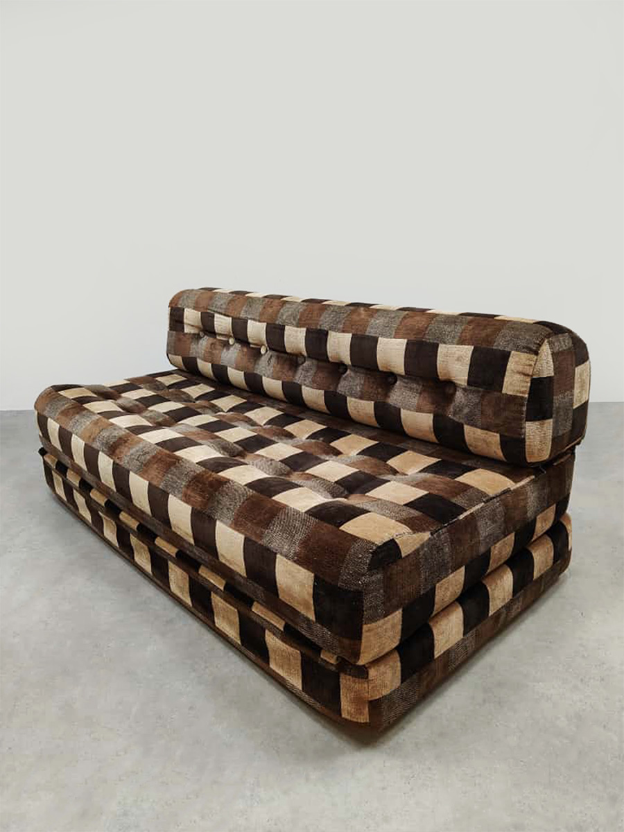 Vintage convertible lounge sofa daybed 1970s ‘Checkered’ Vintage convertible lounge sofa daybed 1970s ‘Checkered’